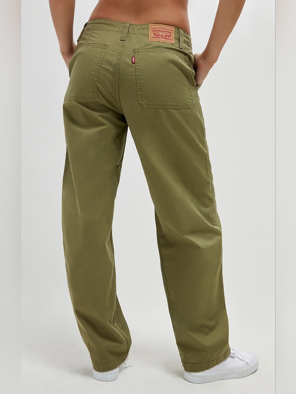 Levi's Pants - Picture 2 of 5